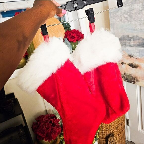 Set Of 2 Retro Fuzzy Cloth Red & White Christmas Holiday Stocking. - Picture 8 of 15
